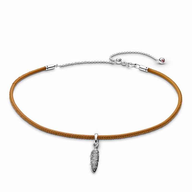 Cravată Pandora Leather Choker & Feather Argint/Maro (fmPBUnqA)